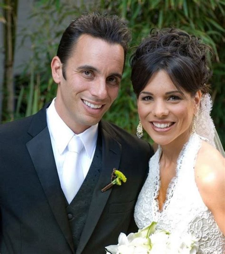 Discover The Truth: Is Sebastian Maniscalco Married?