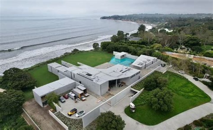 Shannen Doherty's Stunning Home In Malibu: A Celebrity Sanctuary