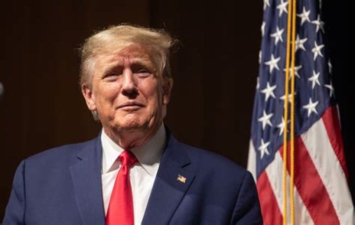 Unbelievable: The True Height Of Donald Trump Revealed